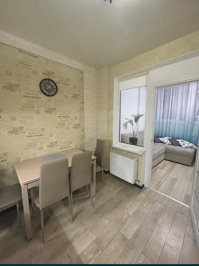 New Studio Apartment Одеса Екстериор снимка